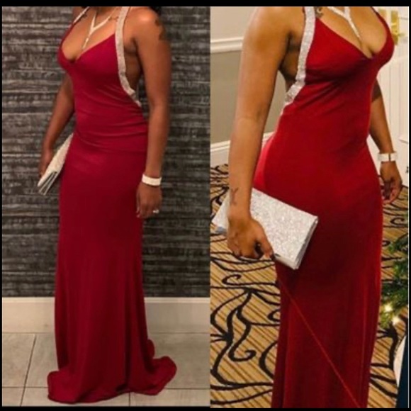 Gown - Picture 1 of 1